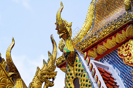泰国Lampang省古老寺庙历史建筑学文化佛教徒维修旅行建筑天空蓝色艺术图片