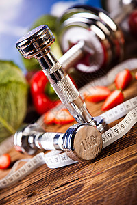维生素和健康饮食 哑铃身体运动力量营养浆果水果饮食酸奶奇异果果汁图片