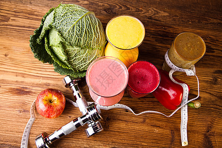 健康和新鲜的体育饮食水果奶昔维生素酸奶建筑身体测量营养果汁运动图片
