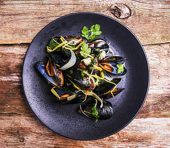 美味的贝贝饮食青菜木板餐厅盘子贝类香菜木头食物烹饪图片