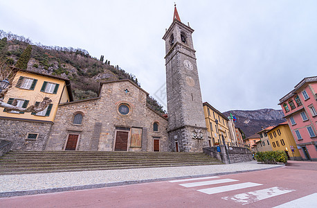 意大利贝拉焦圣贾科莫大教堂图片