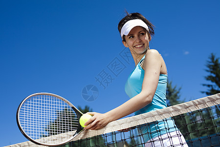 网球玩家 自然多彩的音调休闲消遣乐趣女性法庭享受闲暇游戏黑发体育图片