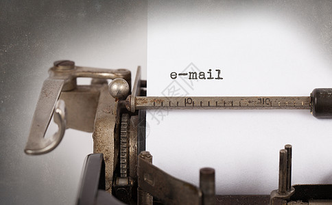 有纸张的旧打字机按钮互联网技术白色酒吧文档电子邮件电邮机器邮件图片