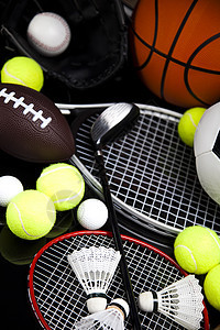 体育设备 生动多彩的主题高尔夫球网球红色足球团体手套球拍手球反射游戏图片