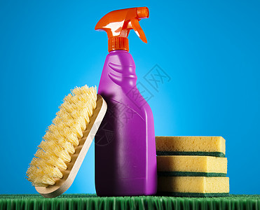 各种清洁用品 家庭工作丰富多彩的主题服务消毒洗手间海绵家务消毒剂瓶子卫生刷子橡皮图片