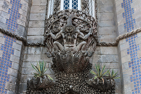葡萄牙辛特拉的佩娜国家宫 第6页 文中描写了一颗新星 象征着世界创造的寓意窗户遗产国王怪物胡须装饰品观光女王雕塑建筑学图片