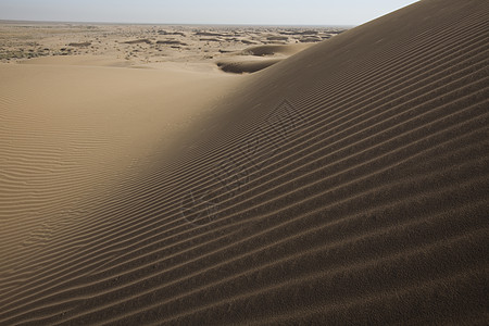 沙漠沙丘 美妙饱和的旅行主题橙子丘陵荒野土地干旱风景气候太阳蓝色阴影图片