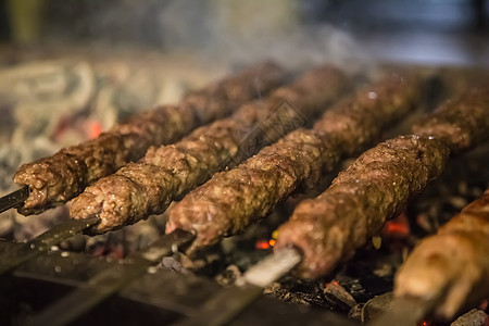 烤肉串kebabs食物火焰牛肉水烟文化肉丸小吃沙拉香料野餐图片