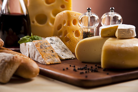 干酪理事会 饱饱和的周围农村主题生活模具厨房牛奶木头食物小吃木板美食熟食图片