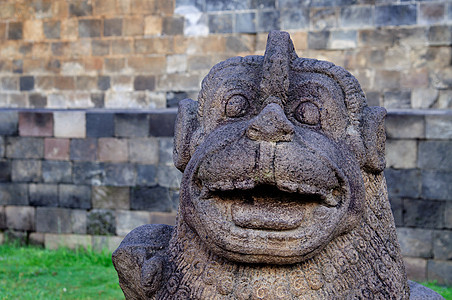 印度尼西亚爪哇的波罗布尔寺庙雕塑旅游吸引力废墟艺术游客纪念碑天空遗产宗教图片