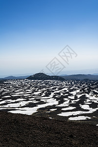 Etna山峰 雪和火山岩 意大利西西里沮丧假期流动灾难硬化首脑荒野地球地质学天空图片