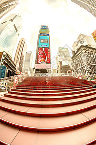 2013年5月22日 纽约市 春天的时代广场建筑地标游客广告牌旅游时间建筑学城市市中心街道图片
