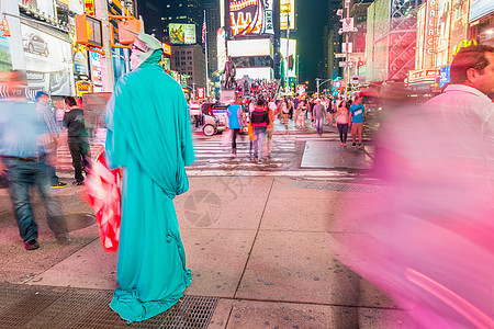2013年5月22日 纽约市 春天的时代广场吸引力旅游街道交通广告牌地标旅行剧院建筑游客图片