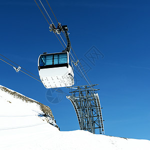 电线车呼叫瓦尔德伊赛尔旅游电缆冰川旅行公园顶峰滑雪板高山岩石乘客图片