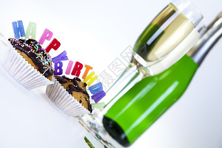 庆祝 明亮多彩的生动主题长笛装饰派对夫妻酒精饮料花环艺术蓝色风格图片