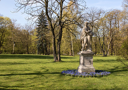 华沙 Lazienki巴斯皇家公园 雕塑黎明女士雕像女孩数字皇家纪念碑女性古董图片