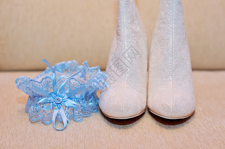 白色婚礼新娘鞋玫瑰珍珠庆典蕾丝蓝色女性袜带高跟鞋生活扣子图片