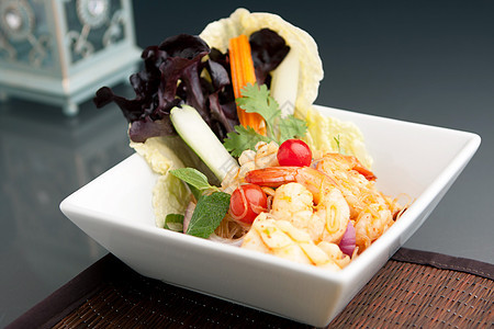 泰国沙拉加海食海鲜香菜盘子辣椒美食营养饮食对虾烹饪黄瓜图片