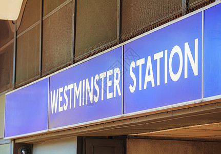 伦敦威斯敏斯特地下站标志管子火车站地标运输旅行首都城市图片