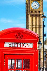 伦敦著名的红色电话亭城市街道广场旅行议会英语地标摊位旅游电话图片