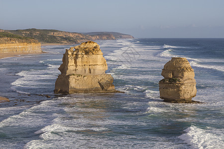 澳大利亚大海路上十二个使者 位于澳洲大大洋路吸引力旅行游客石头公园地标海滩海洋国家岩石图片