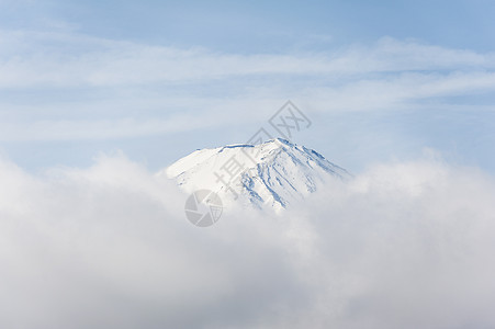 在日本的fuji顶端火山镜子旅行旅游假期反射天空风景蓝色顶峰图片