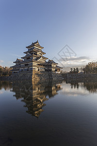 日本松本城堡文化历史世界旅行建筑学寺庙游客建筑反射皇帝图片