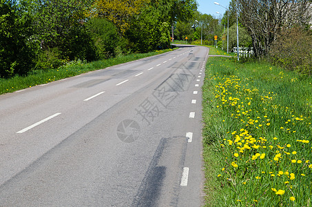 布花路边图片