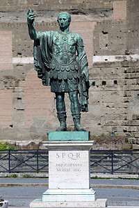 雕像奥古斯都 罗马 意大利论坛雕塑历史皇帝元首国王城市青铜纪念碑文化图片