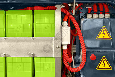 电动公共汽车电池车库电缆汽车引擎混合绿色消耗杂交种电压能源图片