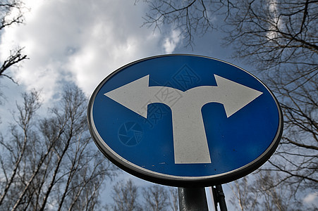 叉路警告信号蓝色概念框架交通街道指示牌运输路标车道路线图片