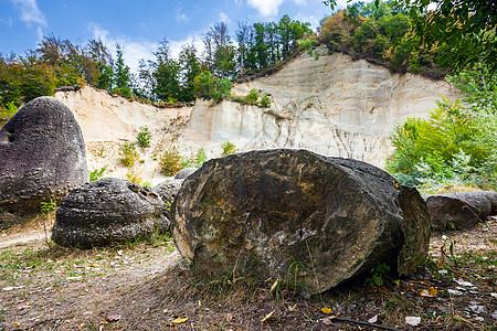 Costesti候选人     罗姆人生活和成长的石块地质学沉积流浪者石头岩石风景旅游沉淀水泥砂岩图片