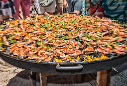 巨稻梨贝类黄色平底锅旅行食物绿色蔬菜海鲜饭美食盘子图片