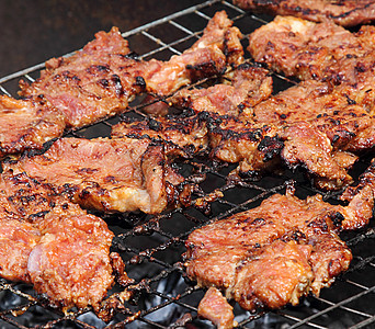 烧烤猪肉食物牛肉炙烤煤炭烹饪牛扒图片