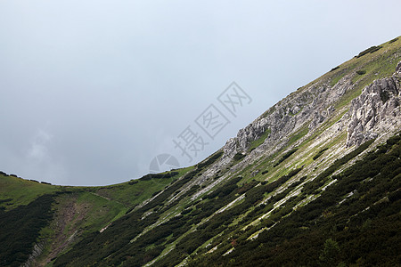 在喀尔巴阡山脉高度气候环境岩石石头山脉庇护所风景天气季节图片