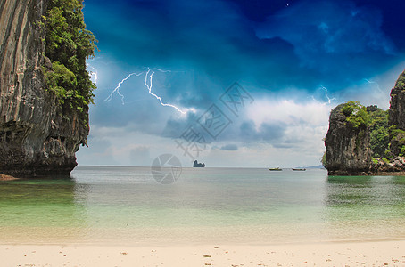 泰国海洋植被和天空颜色 泰国大洋海岸热带晴天悬崖海景海岸线海滩岩石情调旅行图片