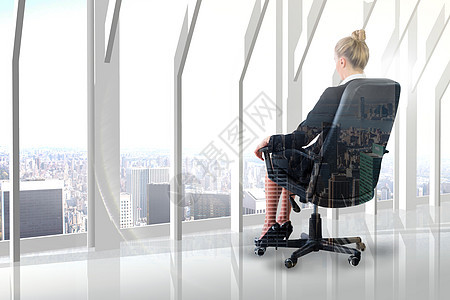 黑西装女商务人士坐在摇摇椅上的综合形象 AC 54970 附件天空人士摩天大楼计算机头发绘图建筑物女性景观浅色图片