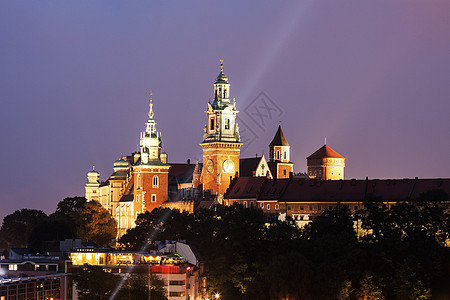 瓦韦勒皇家城堡和大教堂     波兰克拉科夫图片
