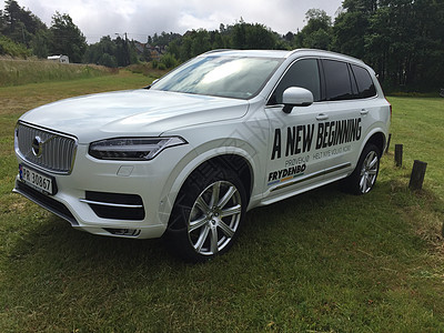 Ny Volvo XC90 食人怪前线图片