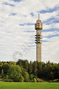 Kakns 塔蓝色广播外观城市地标森林地方天空林地建筑图片