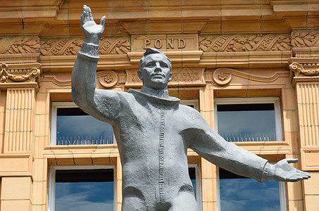 尤里·加加林雕像挥舞图片