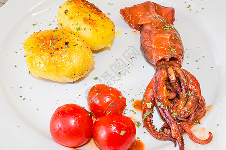 海鲜龙虾用土豆煮的八爪鱼触手零食美食家香菜胡椒油炸食物柠檬美味午餐背景