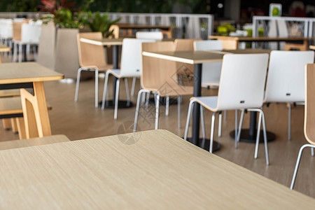 咖啡店部分椅子咖啡桌子店铺草地中心建筑学小酒馆食堂茶室图片