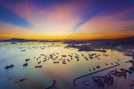 香港集装箱码头的日落事件加载城市卸载出口船运载体起重机进口服务商品图片