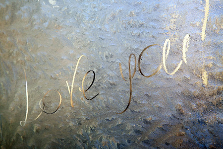 窗上的霜霜水晶季节季节性雾凇窗饰玻璃蓝色冰柱宏观装饰品图片