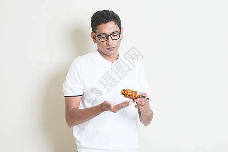 吃药药片卫生男人疾病药店止痛药白色胶囊男性瓶子图片
