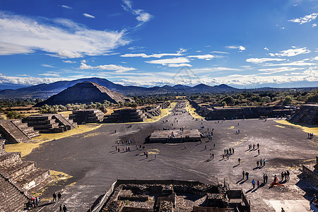 墨西哥城Teotihuacan死亡大道建筑物大街考古学远景风景神殿太阳历史寺庙地标图片