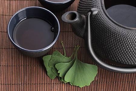 鸡果茶专注树叶草药医药箱药物福利银杏叶疗法花草银杏树图片