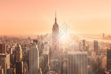 纽约市曼哈顿日落时的天线观景台摩天大楼办公室景观商业建筑办公楼城市场景阳光图片