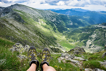 山中暑假徒步地平线公园游客远足运动农村丘陵冒险自由高度图片